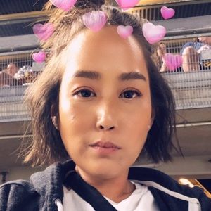 Meet your Posher, Mariko